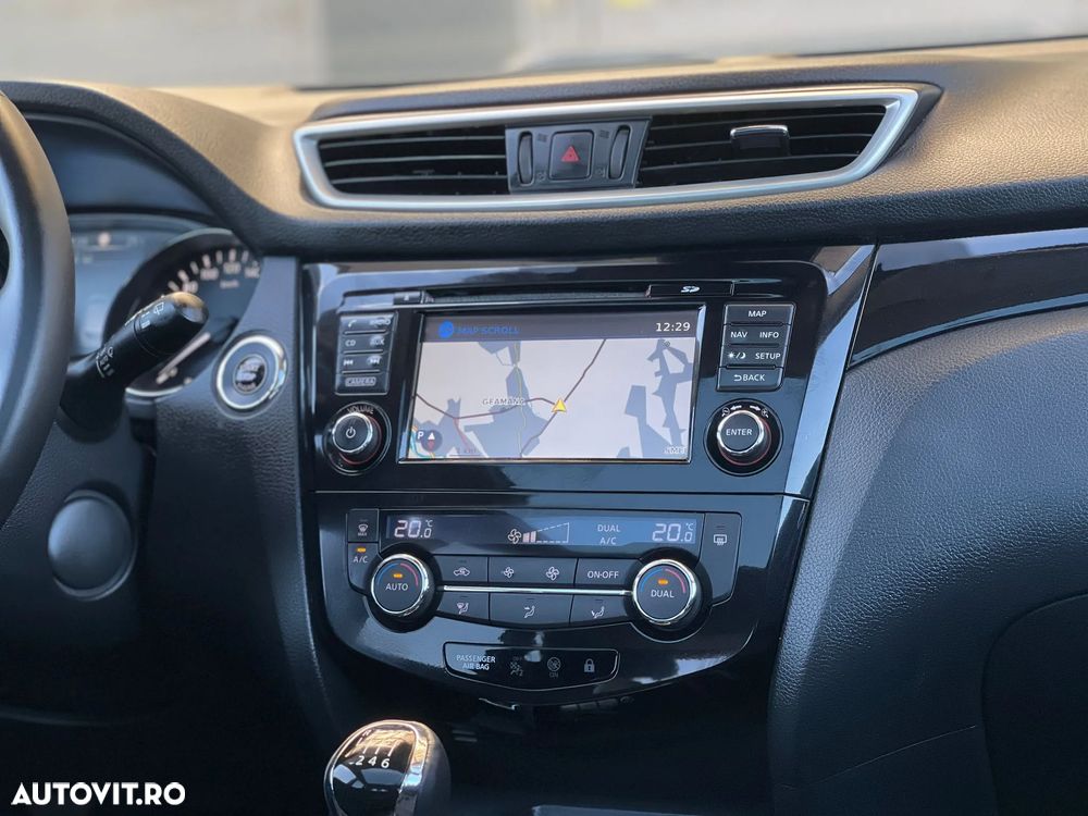 Nissan Qashqai 1.5 DCI TEKNA - 15