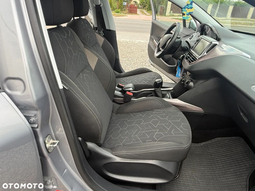 Peugeot 2008 e-HDi FAP 92 STOP & START Active - 23