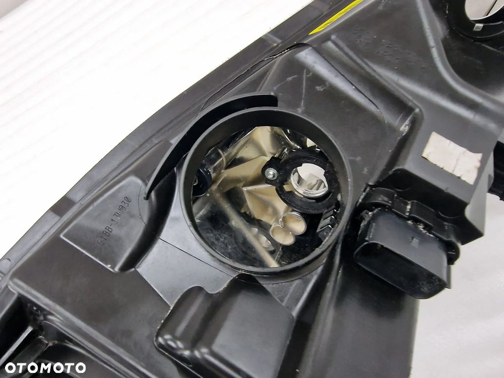 FORD FIESTA MK7 LIFT 12- CZARNA LEWA LAMPA PRZEDNIA PRZÓD , NR C1BB-13W030-AE , NR AUKCJI LL402 - 14