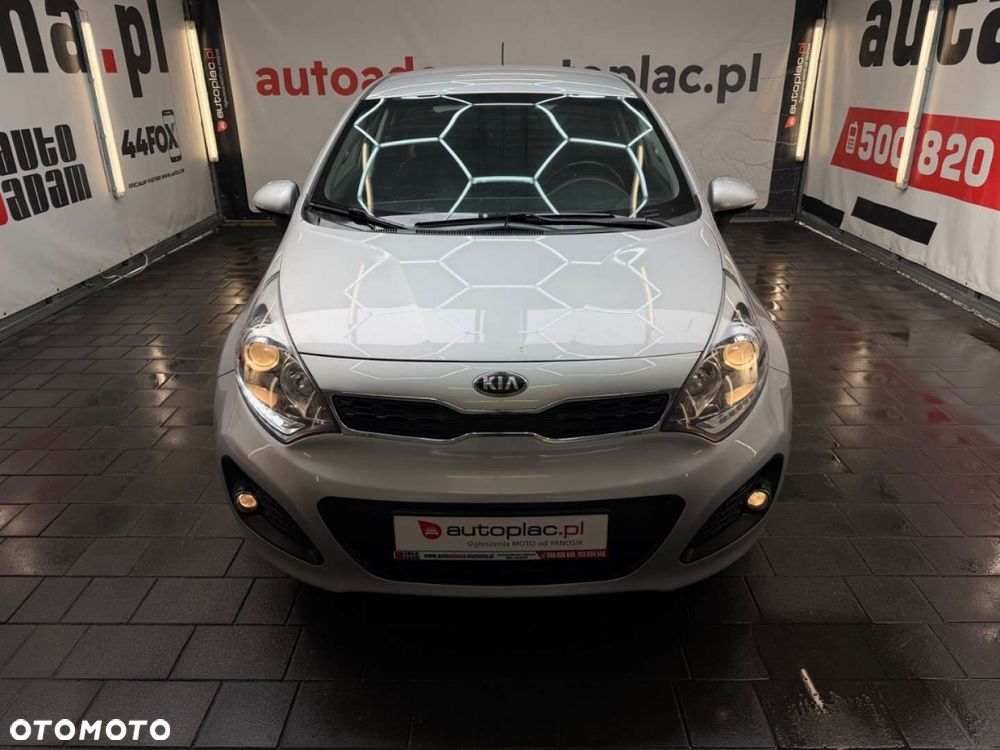Kia Rio - 4