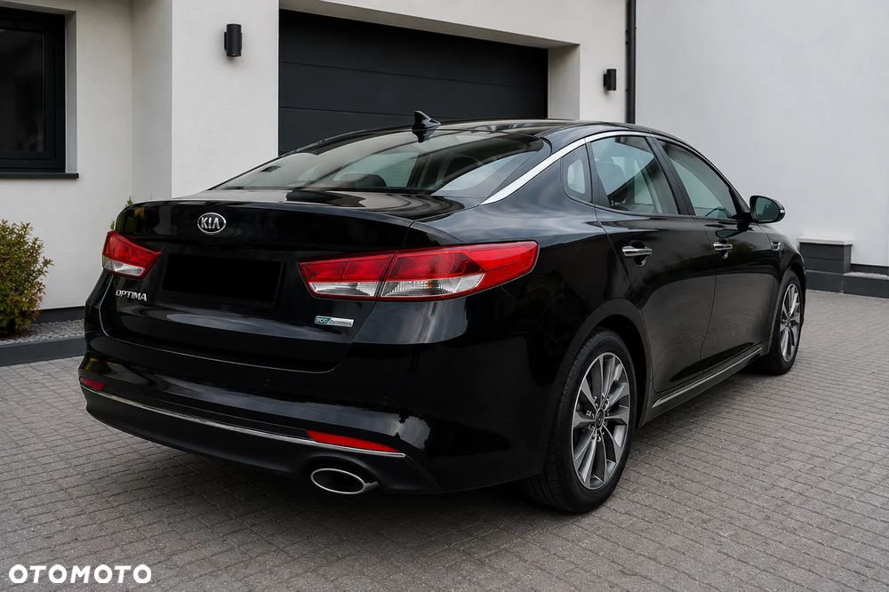 Kia Optima 1.7 CRDI XL DCT - 9