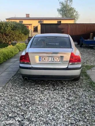 Volvo S60 2.4 - 8