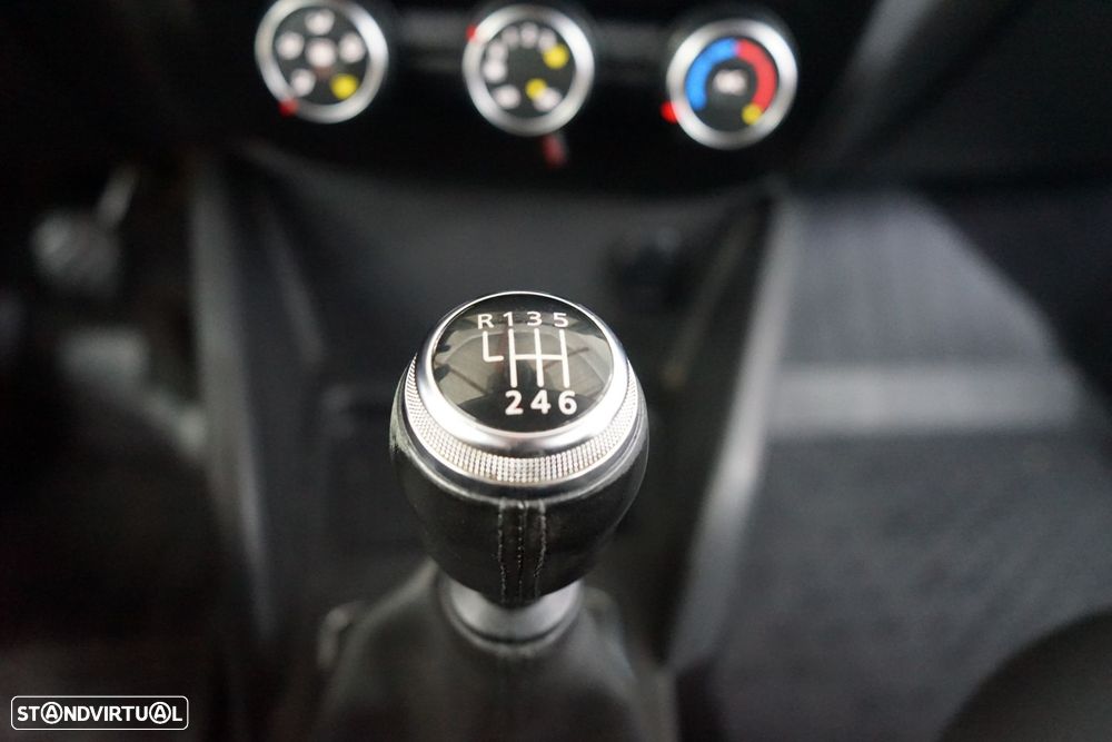 Dacia Duster 1.2 TCe Comfort - 33