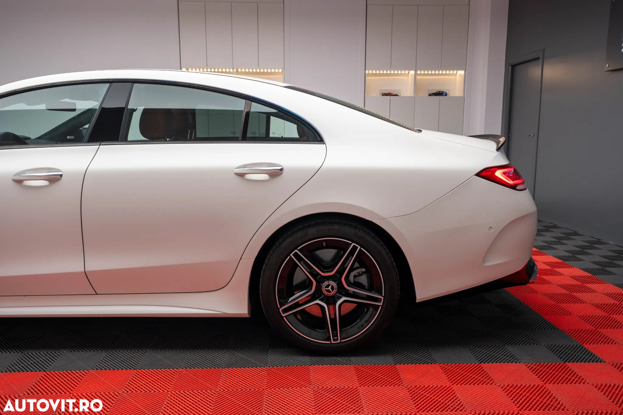 Mercedes-Benz CLS 450 4Matic 9G-TRONIC AMG Line - 8