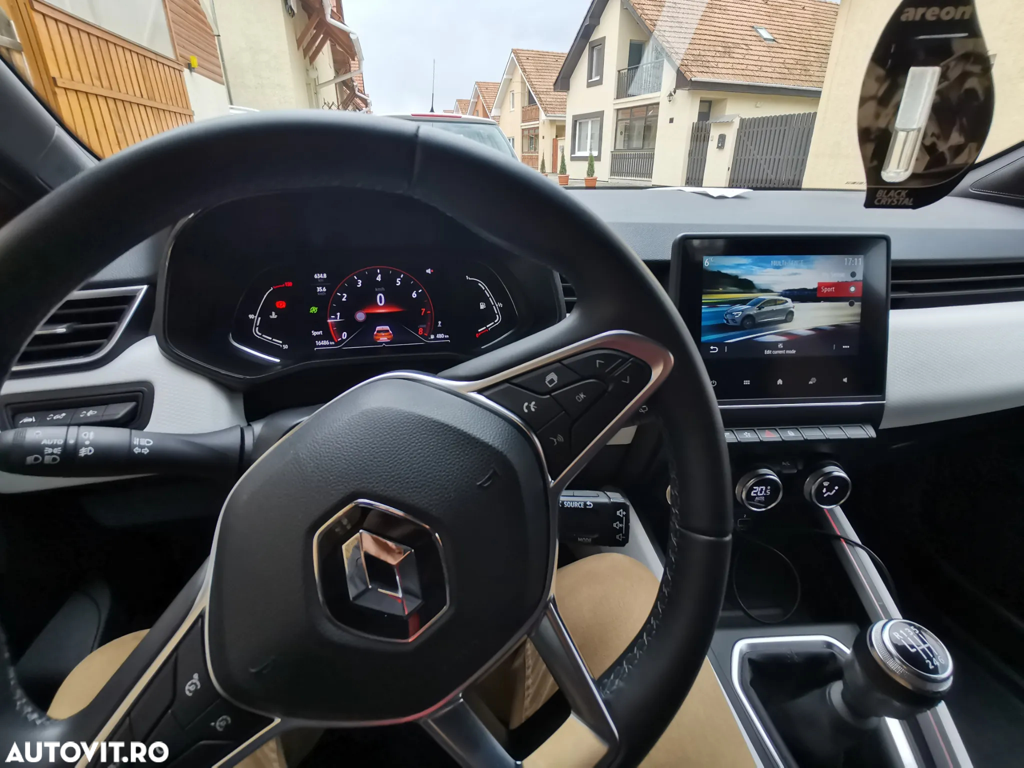 Renault Clio V TCe 90 Techno - 9