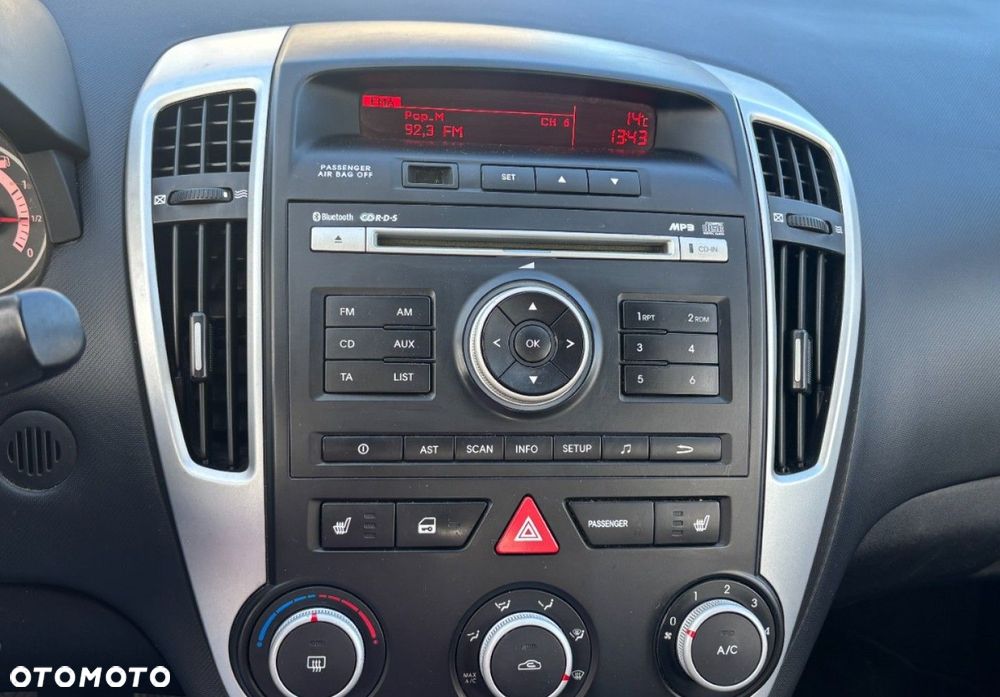 Kia Ceed - 20