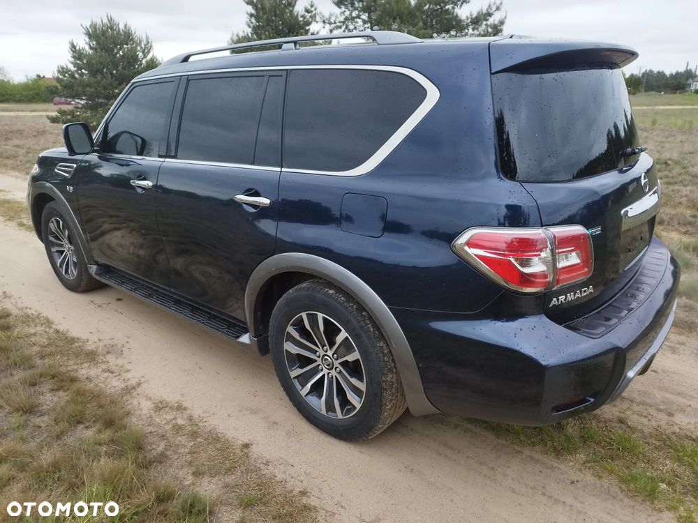 Nissan Armada - 12