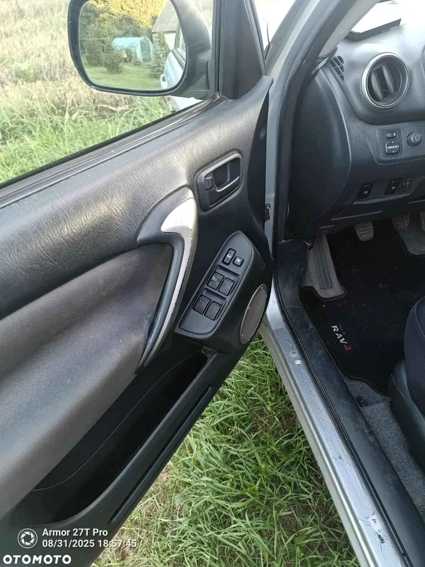 Toyota RAV4 2.0 D-4D 4x4 - 15