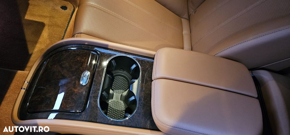 Bentley Bentayga V8 - 22