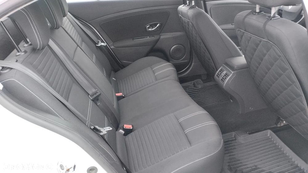 Renault Fluence 1.6 16V Limited - 28