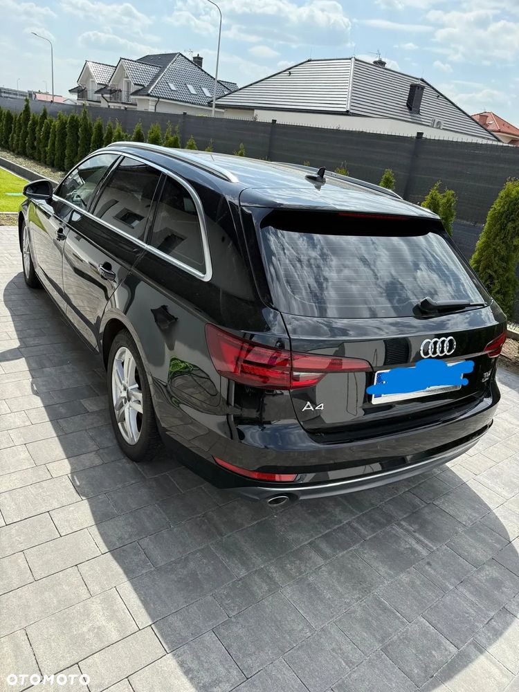 Audi A4 Avant 2.0 TDI Sport S tronic - 13