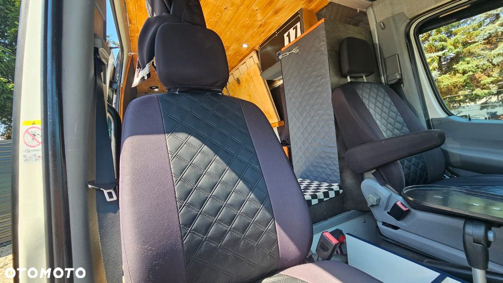 Volkswagen Crafter kamper - 23