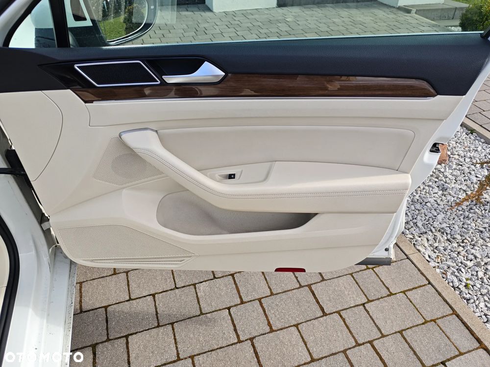 Volkswagen Passat 2.0 TDI BMT Highline DSG - 14