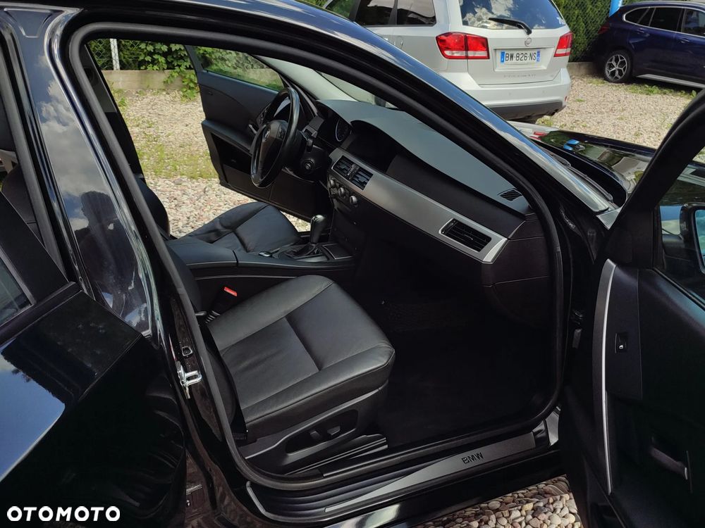 BMW Seria 5 - 22