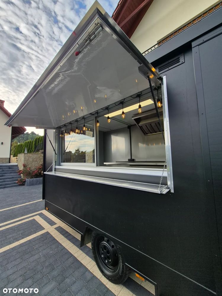 Iveco FoodTruck Sklep Bar Specjalny Samochód gastronomiczny - 5