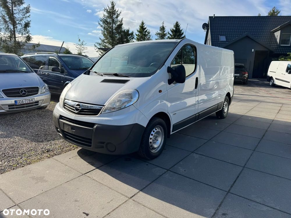 Opel VIVARO LONG KLIMATRYZACJA