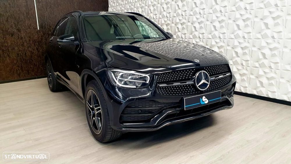Mercedes-Benz GLC 300 de 4Matic 9G-TRONIC AMG Line - 3