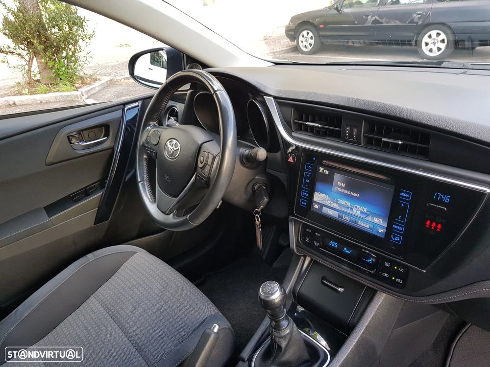 Toyota Auris Touring Sports 1.4 D-4D C.+P.Techo+P.Sport - 45