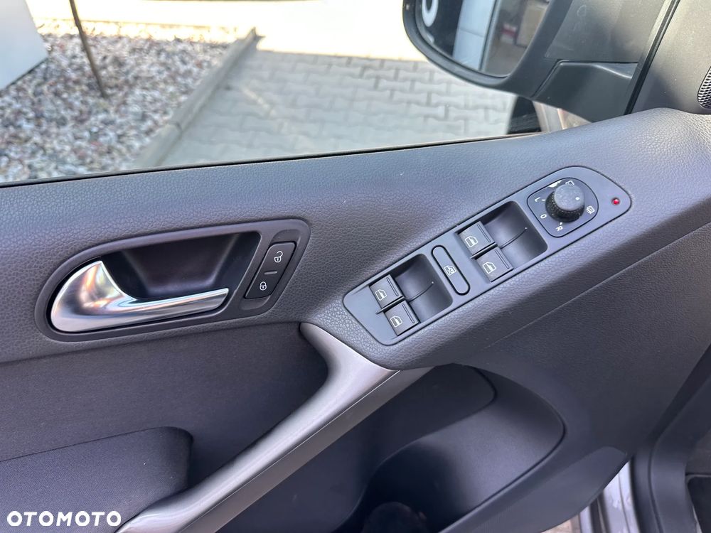 Volkswagen Tiguan - 13
