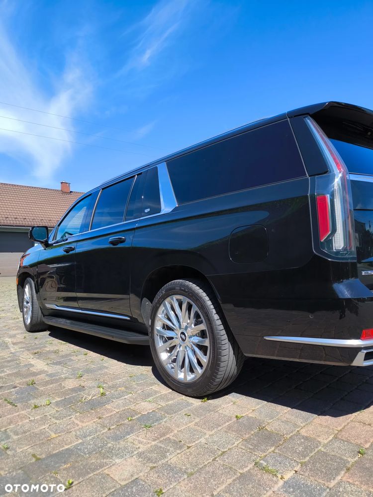 Cadillac Escalade - 7