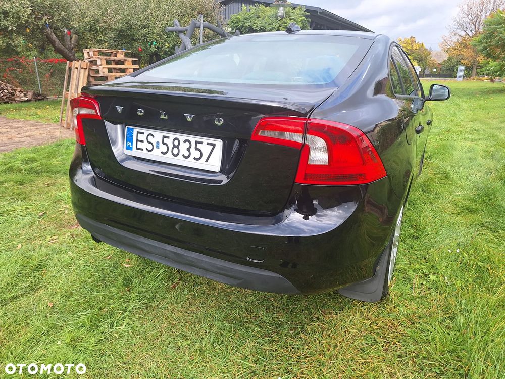 Volvo S60 2011 photo 5