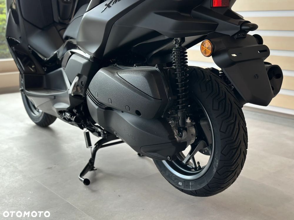Yamaha X-max - 7