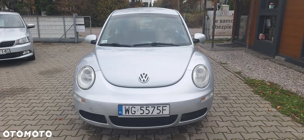 Volkswagen New Beetle - 6