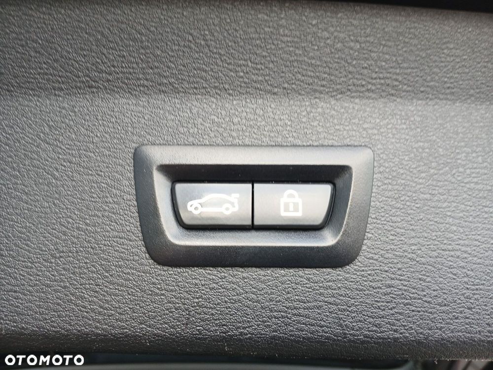 BMW X1 xDrive18d M Sport - 25