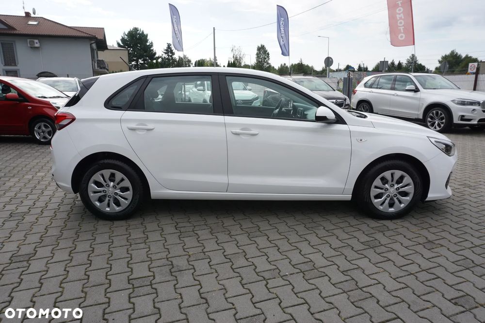 Hyundai i30 1.4 Style - 11