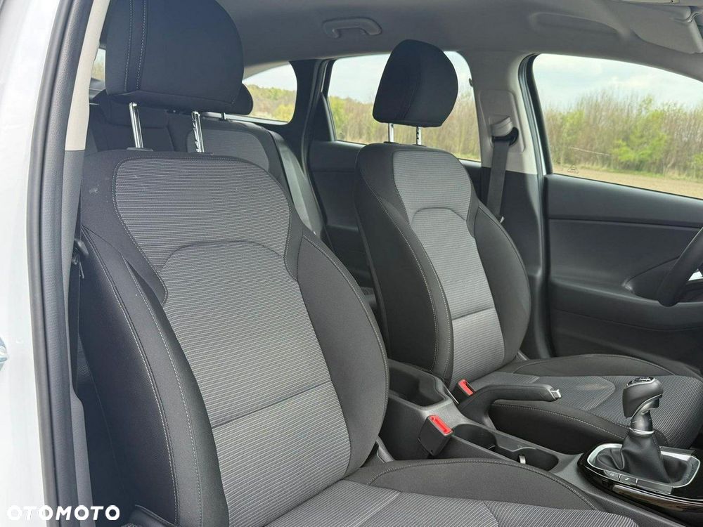 Hyundai i30 1.5 T-GDI 48V Smart - 16