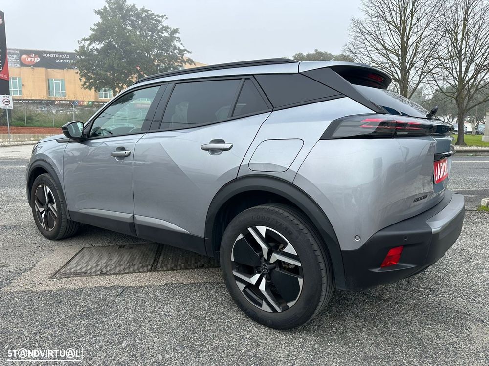 Peugeot 2008 1.2 PureTech Allure - 2