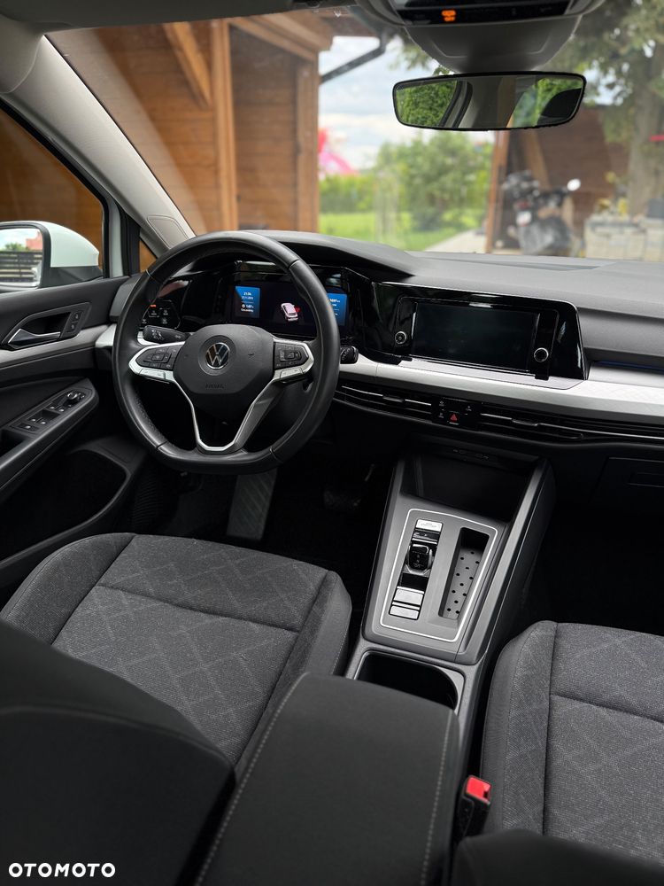 Volkswagen Golf 1.5 eTSI Life DSG - 28