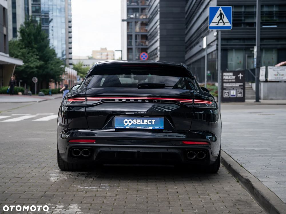 Porsche Panamera 4 Sport Turismo Platinum Edition - 4