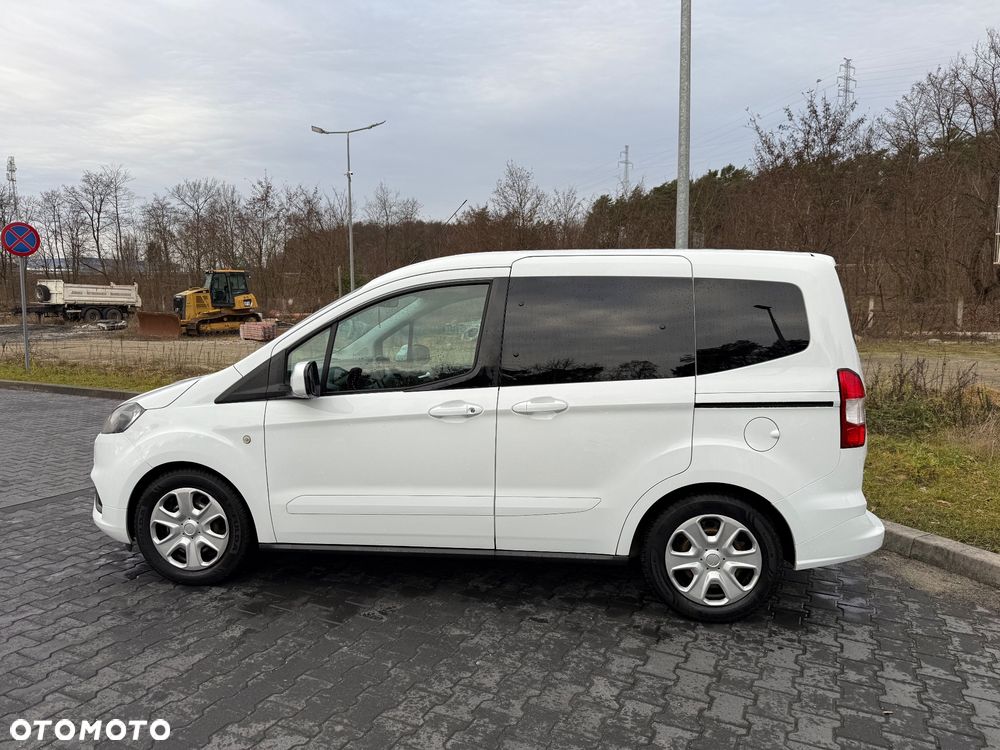 Ford Tourneo Connect 1.5 TDCi Trend - 6