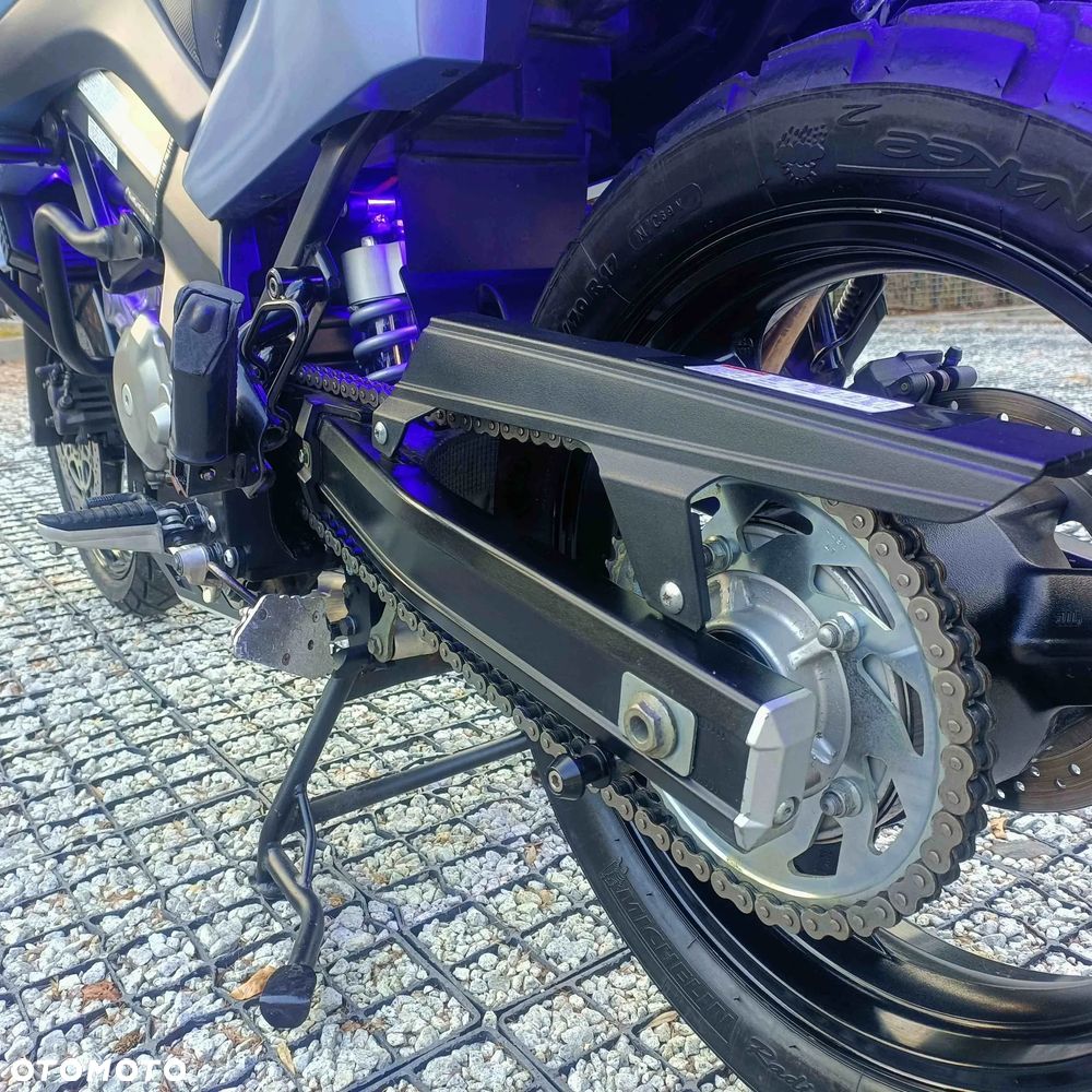 Suzuki DL - 6