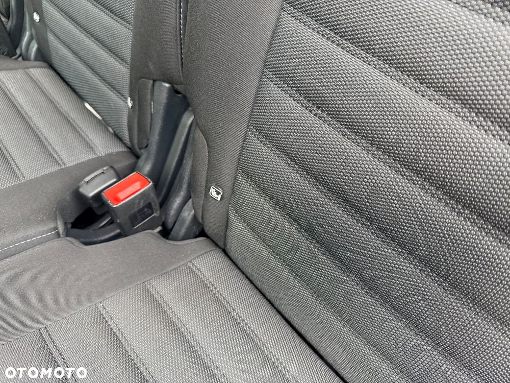 Ford S-Max - 22