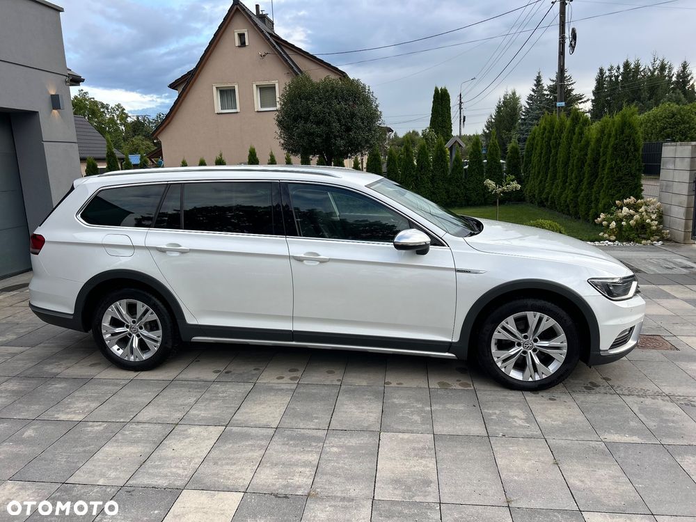 Volkswagen Passat Alltrack 2.0 TDI SCR DSG 4Motion - 4