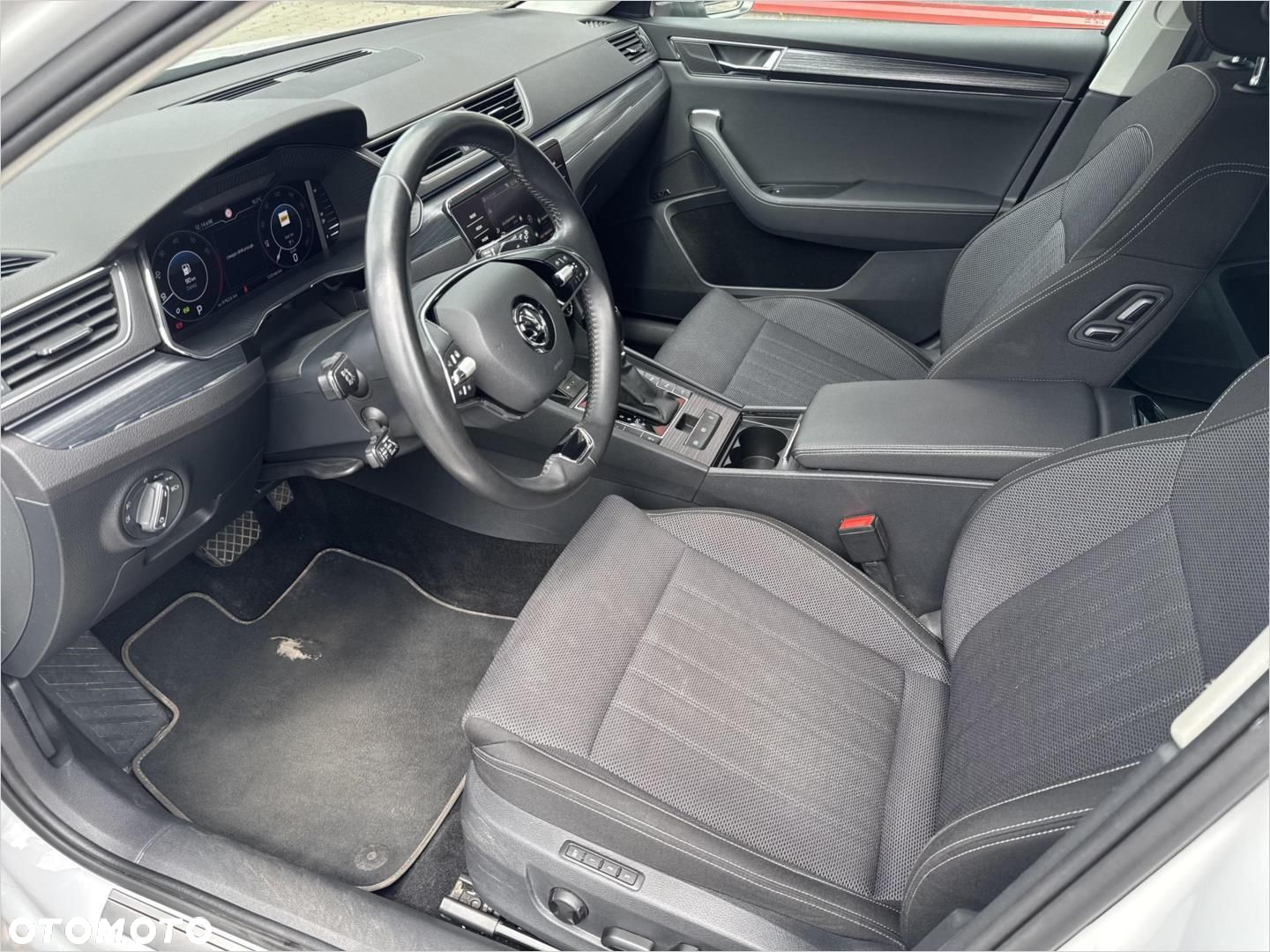 Skoda Superb 2.0 TSI Style DSG - 18
