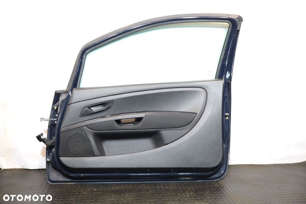 DRZWI PRAWY PRZÓD FIAT GRANDE PUNTO 475 - 2
