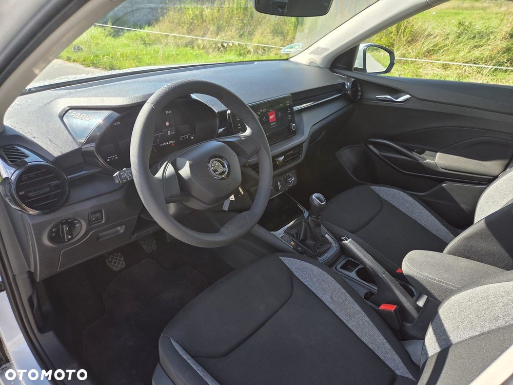 Skoda Fabia 1.0 Ambition - 7