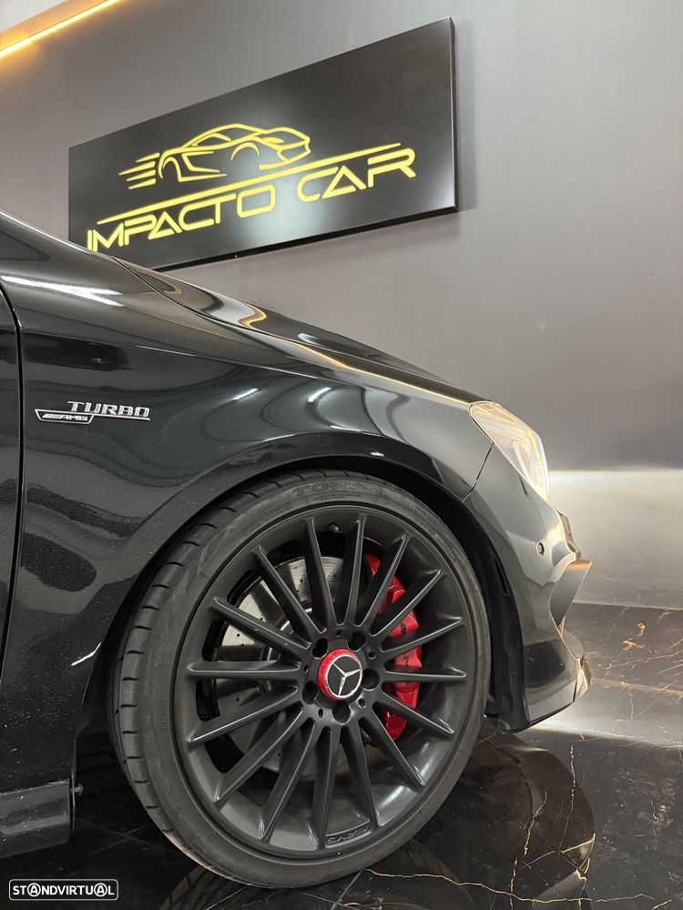 Mercedes-Benz CLA 45 AMG 4Matic 7G-DCT - 30