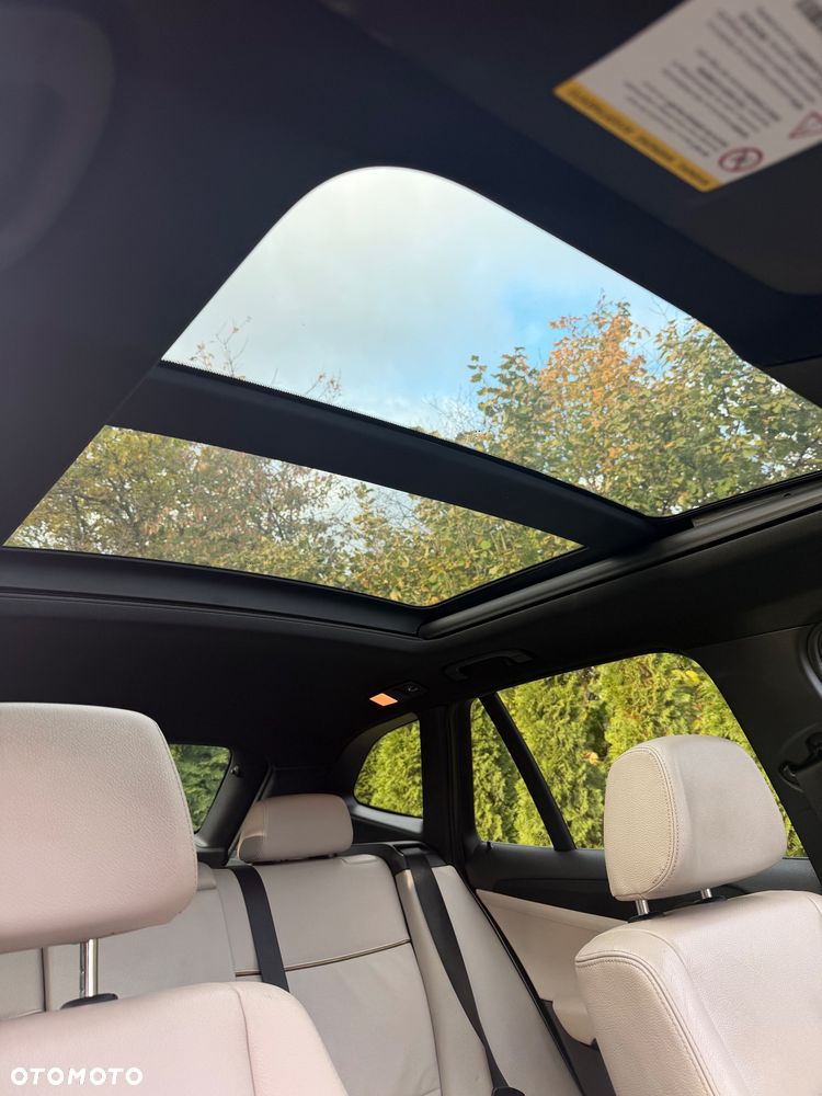 BMW X1 sDrive20d - 13
