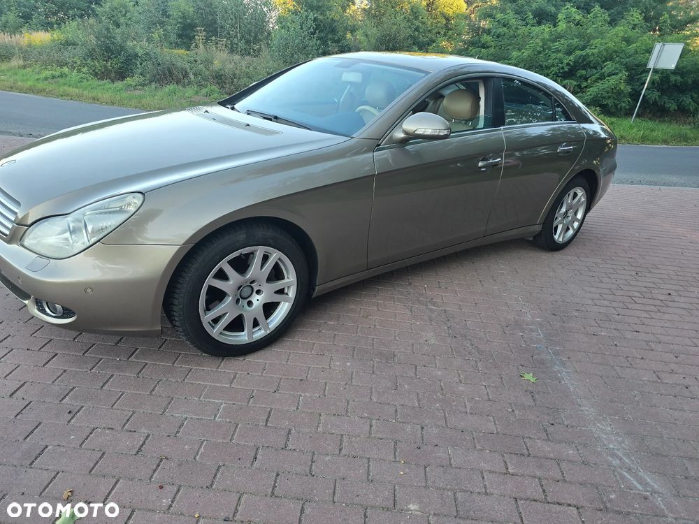 Mercedes-Benz CLS - 39