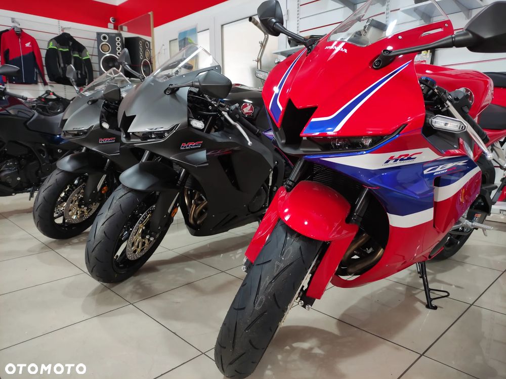 Honda CBR - 1