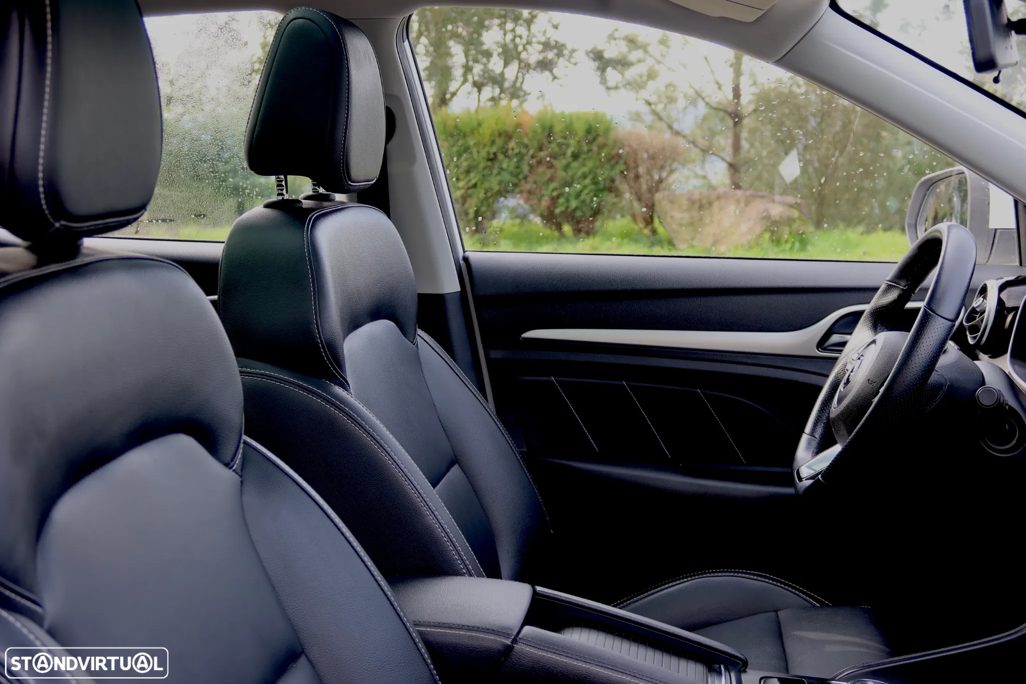 MG ZS EV Luxury - 21