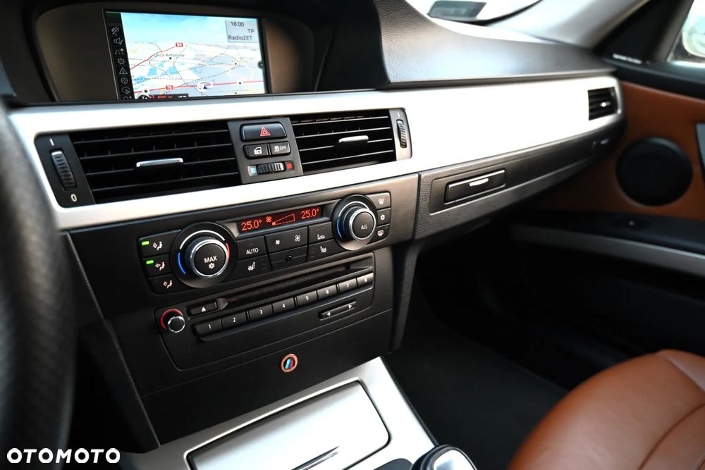 BMW Seria 3 - 36