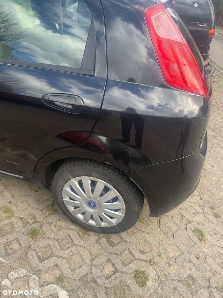 Fiat Punto 1.4 16V Emotion - 2