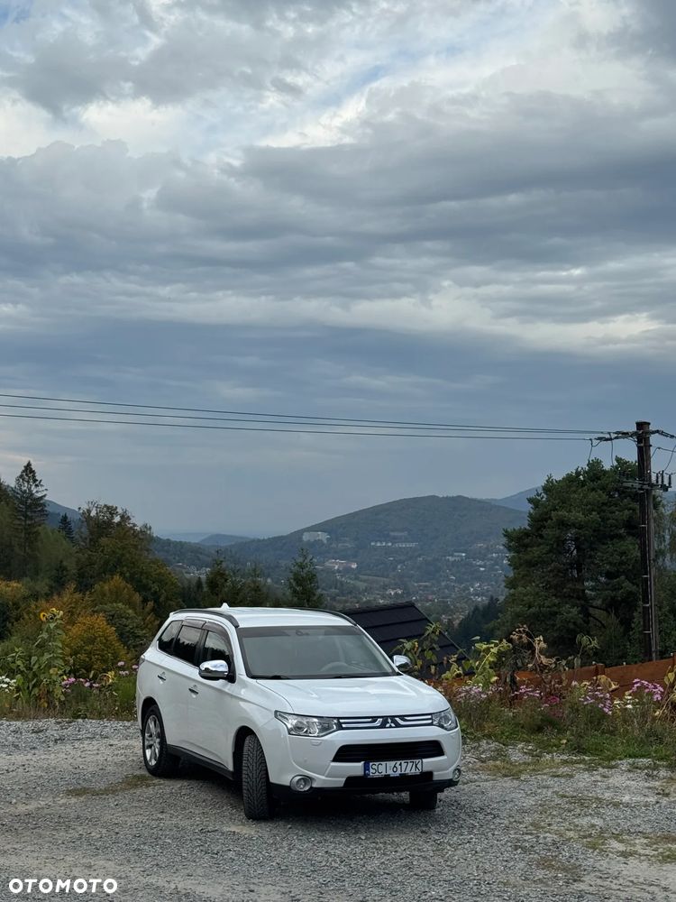 Mitsubishi Outlander 2.2 DID Instyle Navi - 9