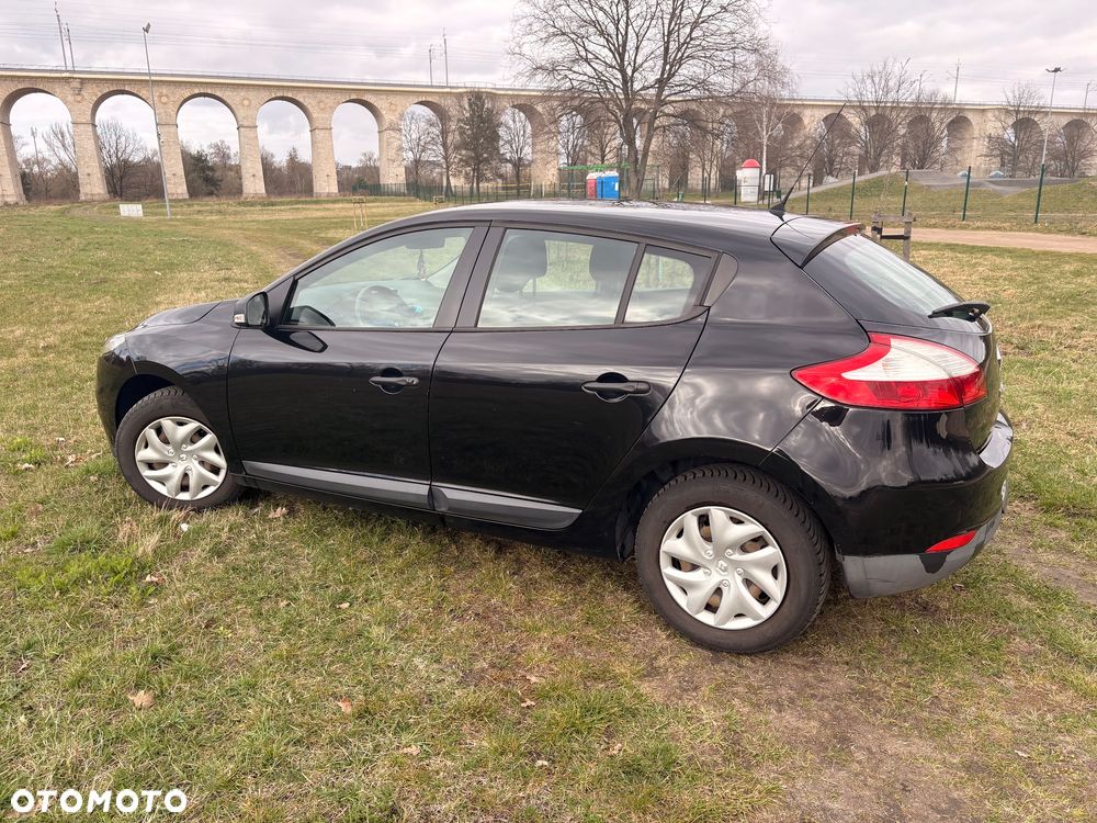 Renault Megane 1.5 dCi Color Edition - 2