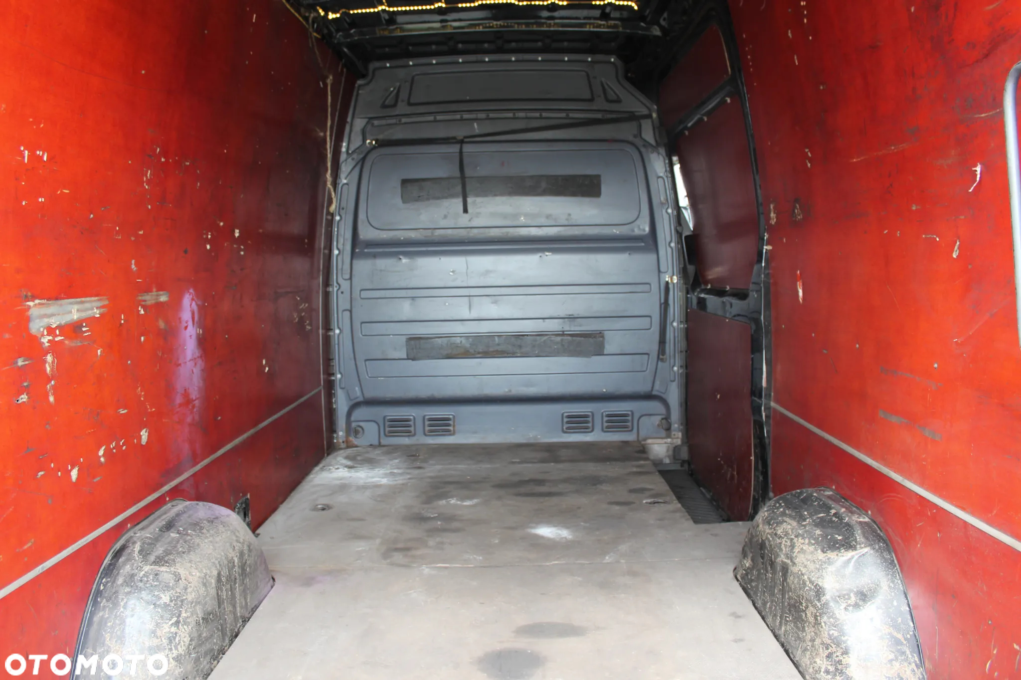 Mercedes-Benz Sprinter - 9